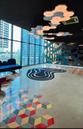 ELEMENTS Condo with Infinity Pool